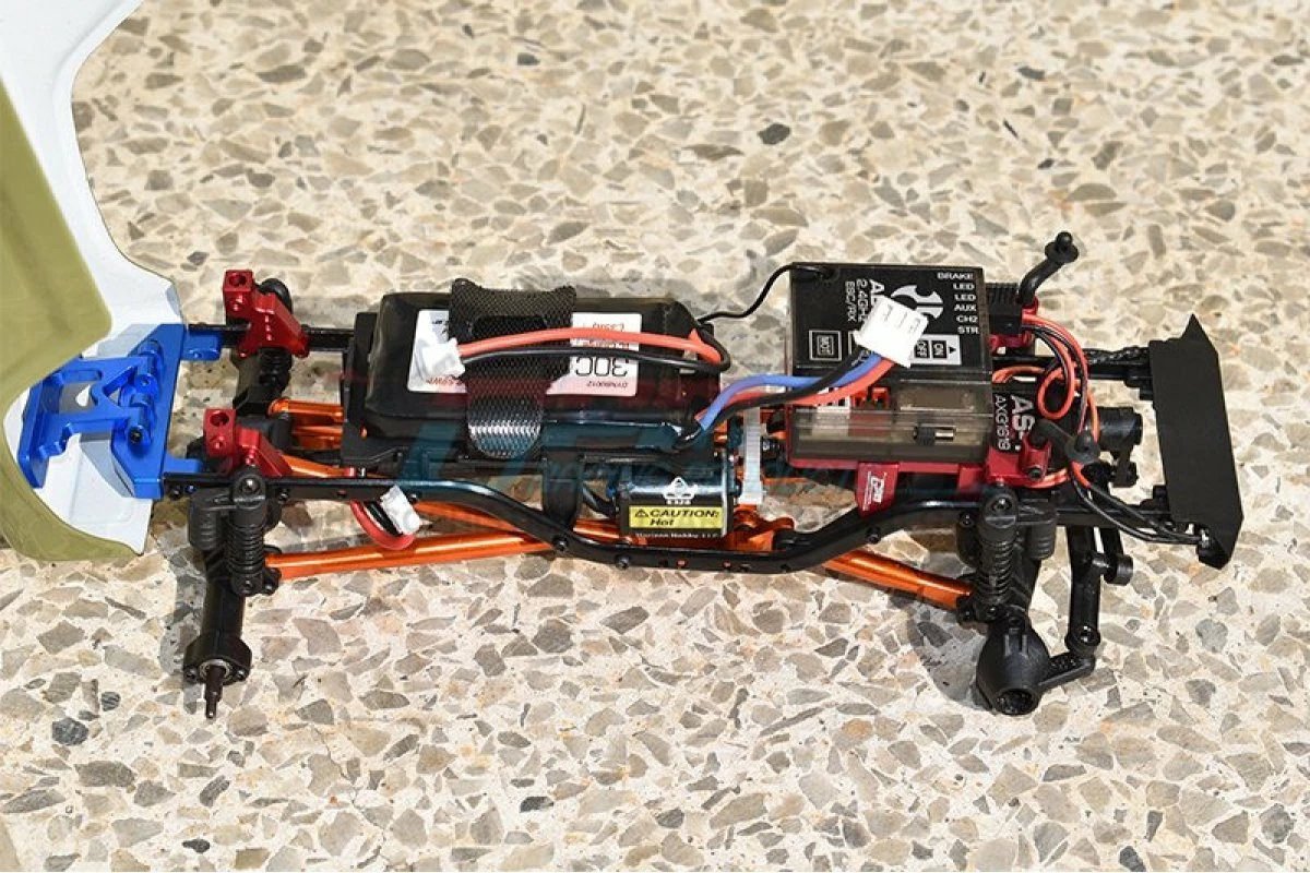 GPM Racing SCX24201FR-R | GPM Red Aluminium 1/24 SCX24 Front & Rear Shock Tower Set - Image 3